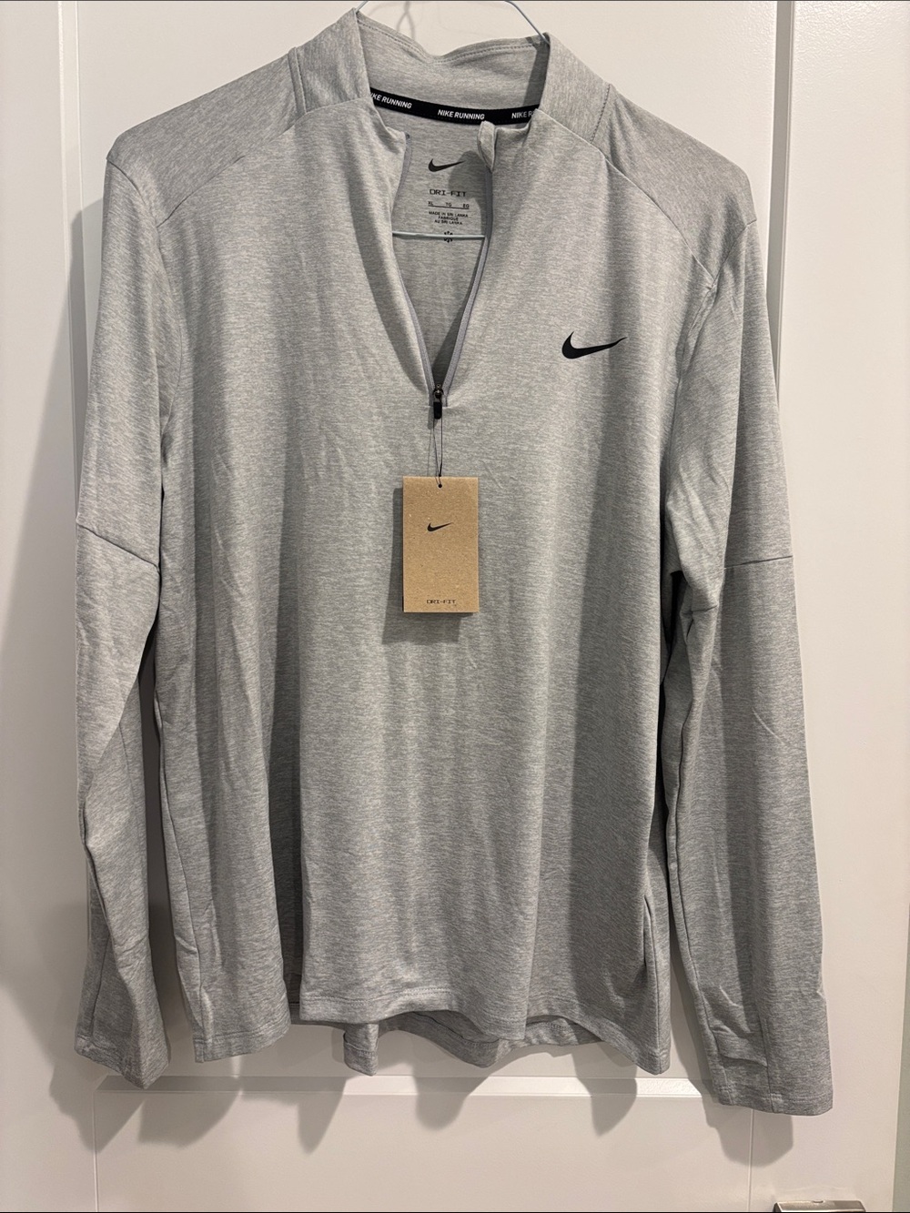 Nike Women’s Dri-Fit Performance Running Quarter Zip Top with Thumb Holes XL